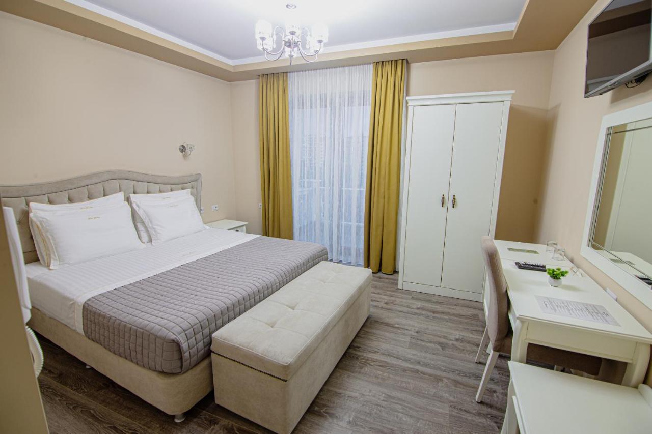 Christi'S Hotel Borova Korce Exterior foto